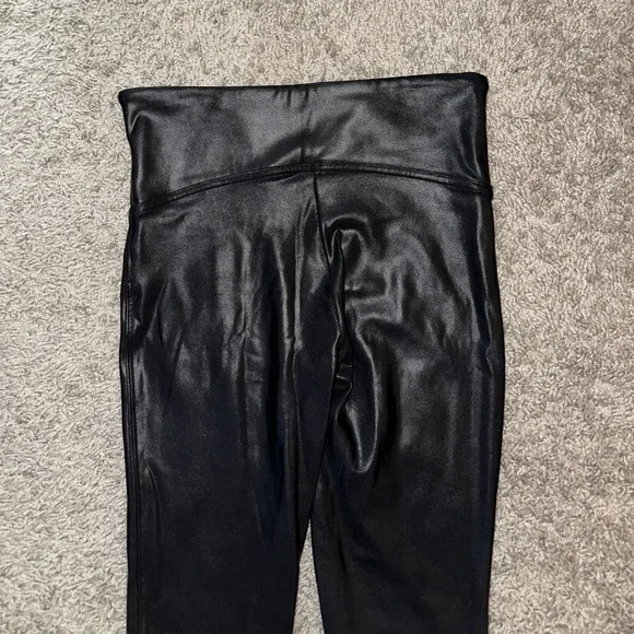 SPANX Metallic faux leather leggings - Picture 2 of 4